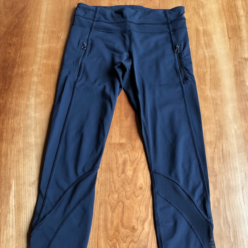 Lululemon black tights w sheer accents!